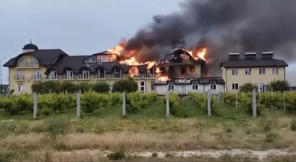 Ukraine launched two missiles, destroying Russia's forward command post in Kherson 0